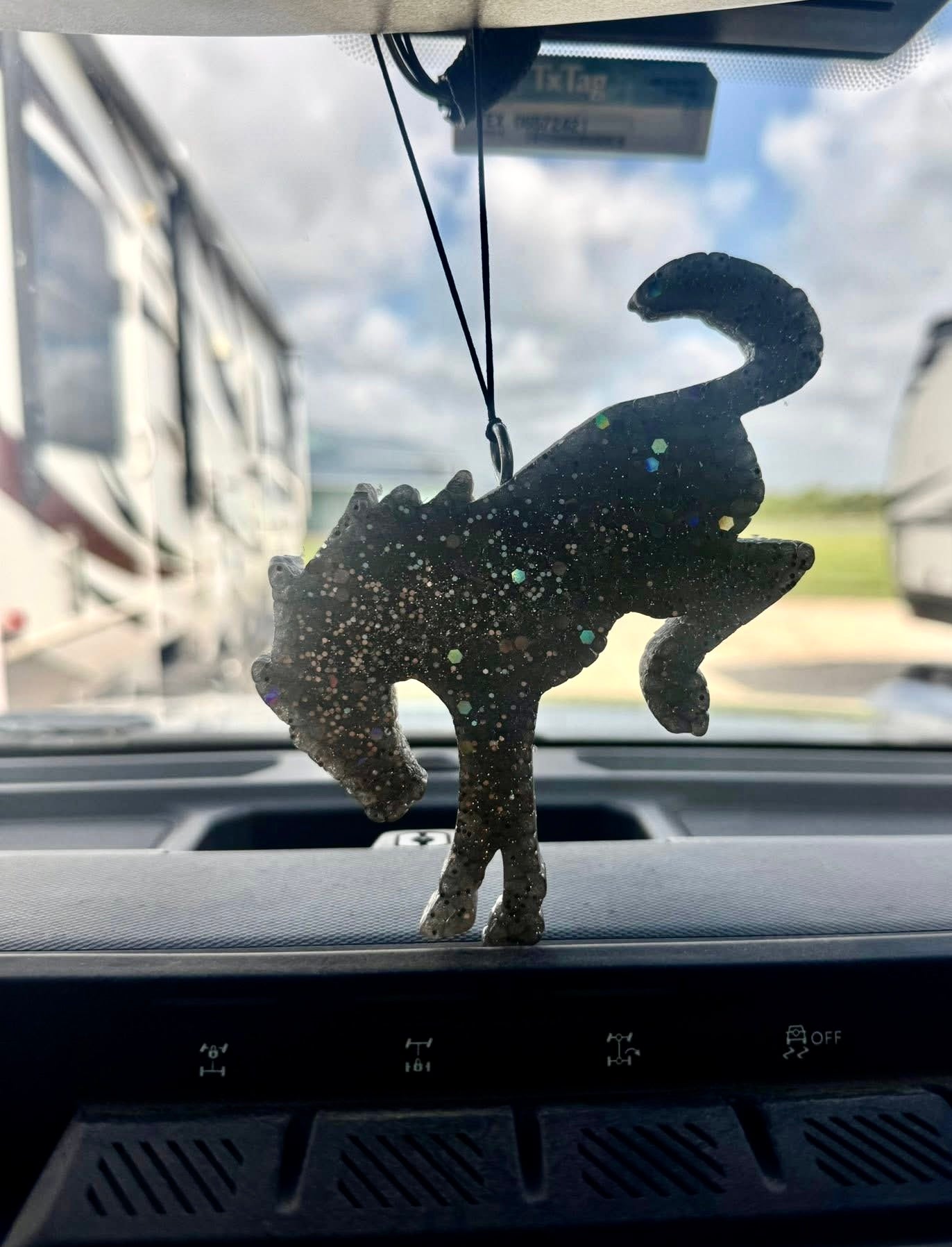 Simple Bronco